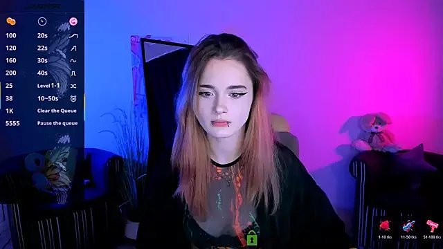 Freechat liana_kisses on StripChat