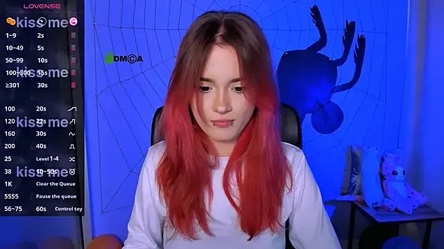 Freechat liana_kisses on StripChat