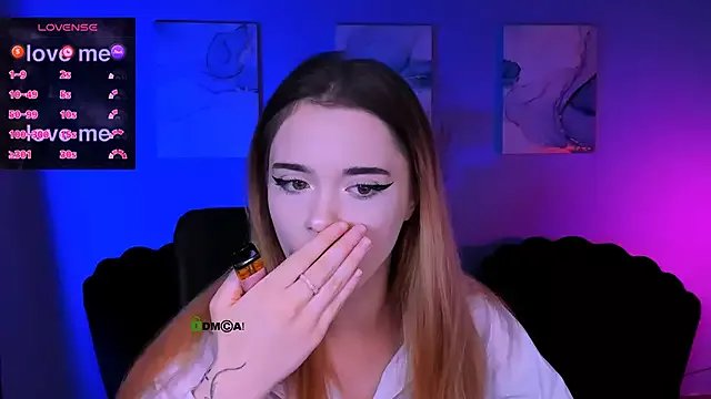 Freechat liana_kisses on StripChat