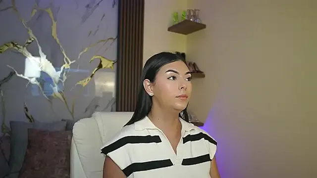 LiaWheeler —  hello mss wheleer