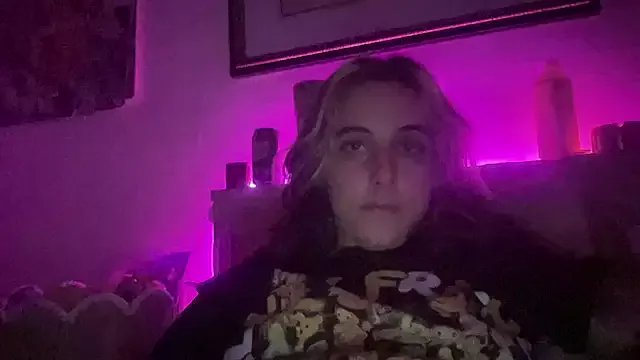 Freechat lill_daddysgirl on StripChat