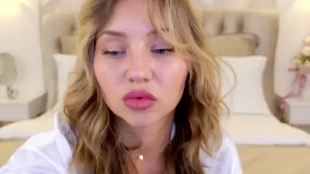 Freechat LilyRaisa on StripChat