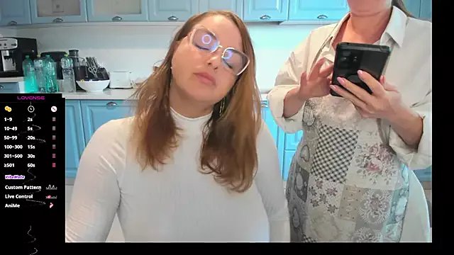 Freechat LIVYA on StripChat