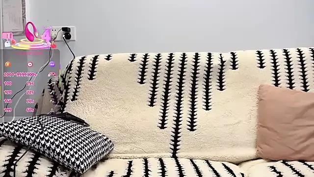 Masturbate to Liz-nn, she wants to masturbate for you Liz-nn from StripChat