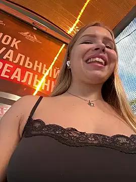 Freechat Liza_risky on StripChat