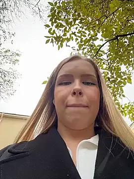 Freechat Liza_risky on StripChat