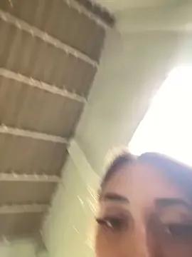 Discover Loirinhaaa, she wants to masturbate for you loirinhaaa from StripChat