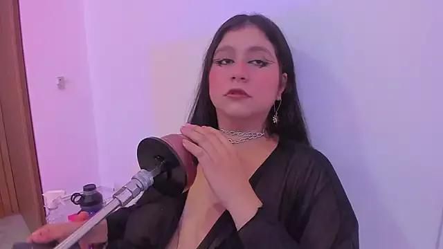 Freechat lola_clit on StripChat