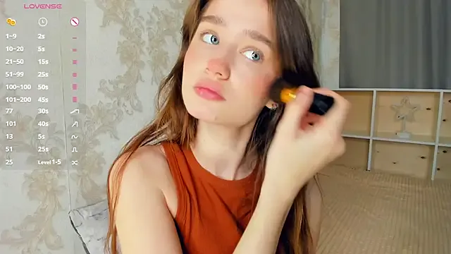 lovelyalivia — massage boobs <3