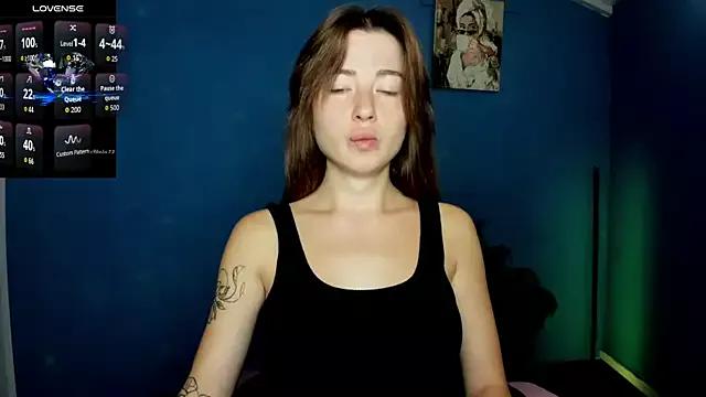 Luxuryalma on StripChat 