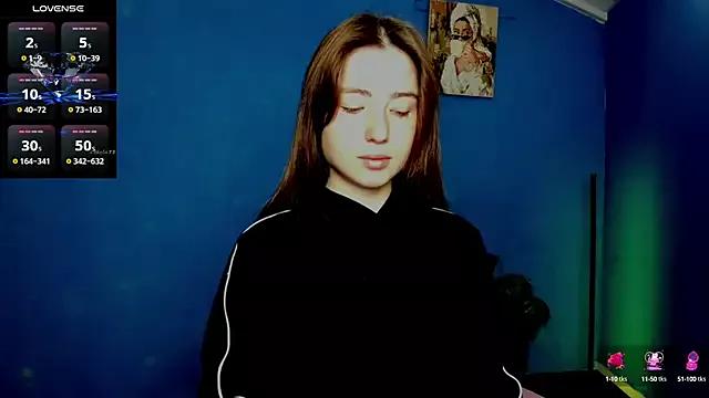 Luxuryalma on StripChat 