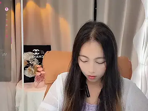 Lydia-668 — Freechat on StripChat