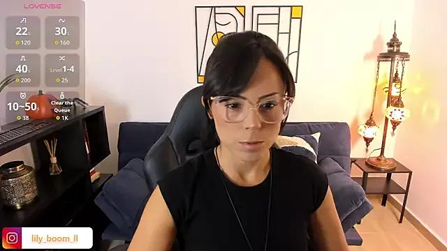 Watch StripChat's Lyliboomm Lyliboomm from StripChat