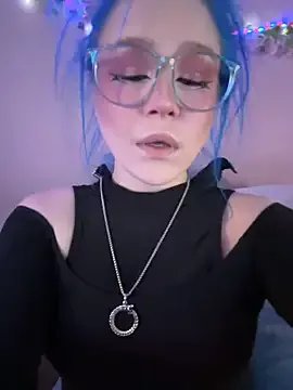 MaddisonHaas on StripChat 