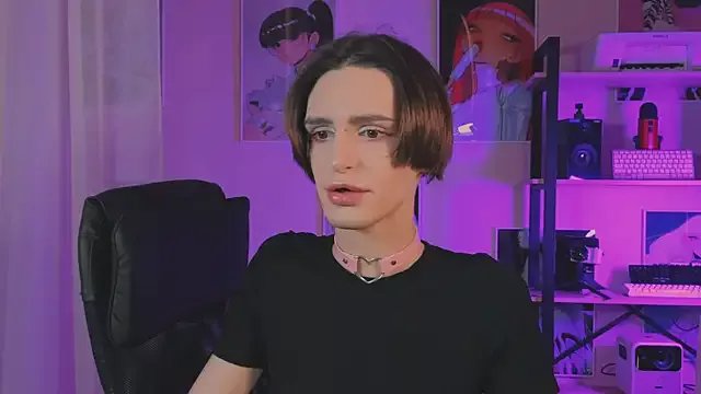 Freechat madi_snow on StripChat