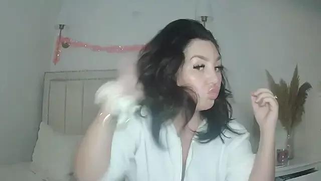 magical_mia from StripChat