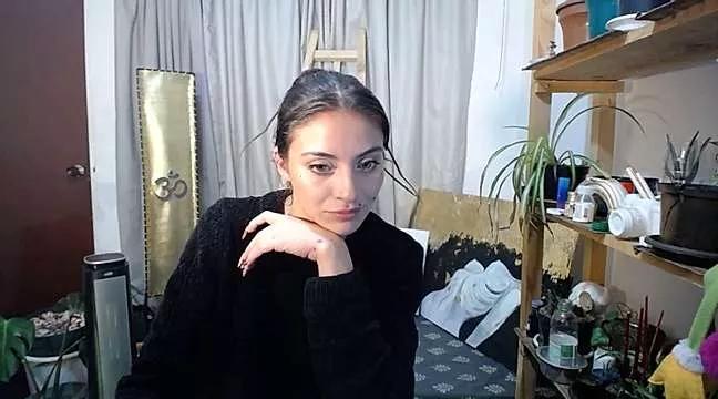 Freechat mariecam420 on StripChat