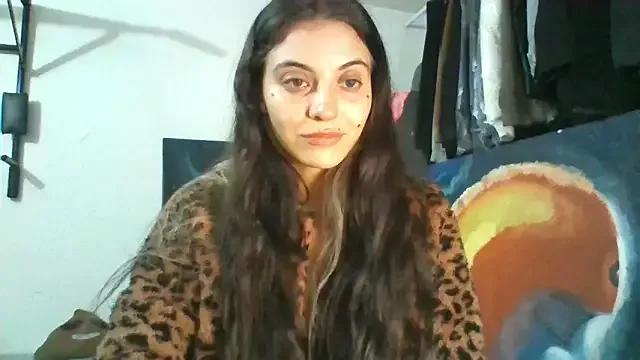 Freechat mariecam420 on StripChat