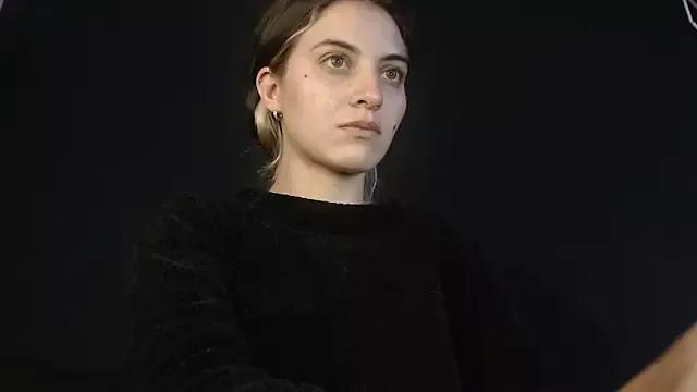 Freechat mariecam420 on StripChat