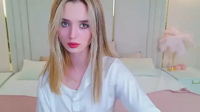 Freechat MarybethSnow on StripChat