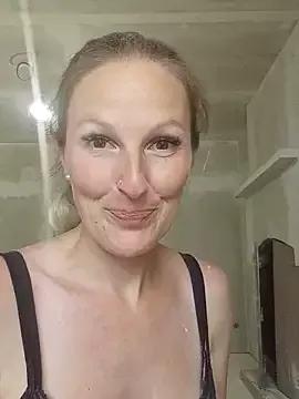 Freechat MaviePearl on StripChat