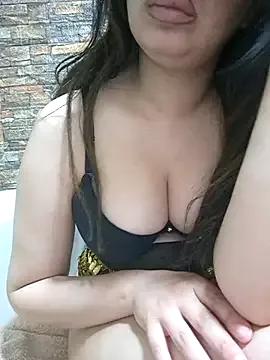 Freechat mayaarabian on StripChat