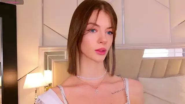 Checkout StripChat's MeganMour MeganMour from StripChat