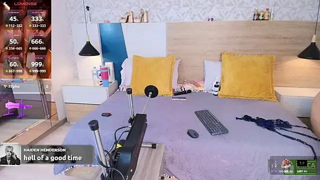 Freechat Megansttein_ on StripChat