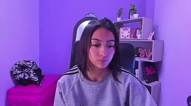 Miaa_Thopmson on StripChat 