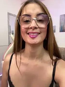 Freechat MiaaLoren on StripChat