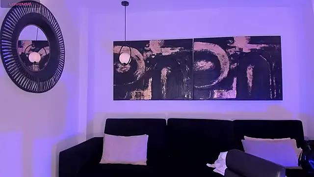 Masturbate to cute model MiaFarrell_ MiaFarrell_ from StripChat