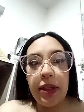 Freechat MiaStarts on StripChat