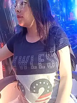 Freechat MiaStarts on StripChat