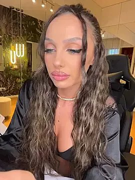 Freechat MileySin1111 on StripChat