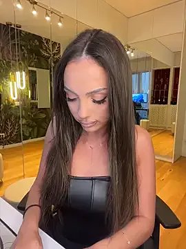 Freechat MileySin1111 on StripChat