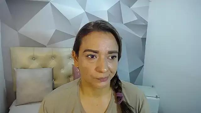 Milf-Prettyboobs from StripChat