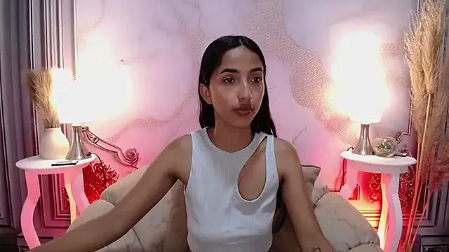 Freechat MilkyLally on StripChat