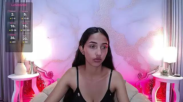 Freechat MilkyLally on StripChat