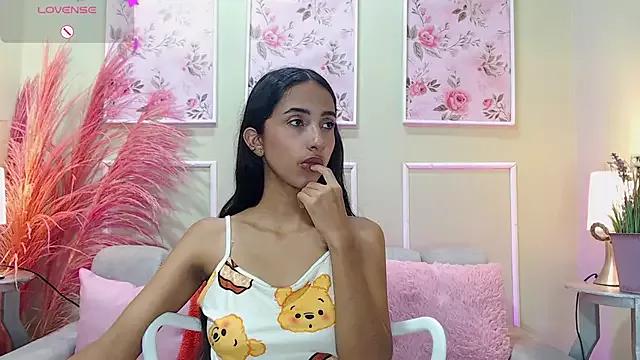 Freechat MilkyLally on StripChat