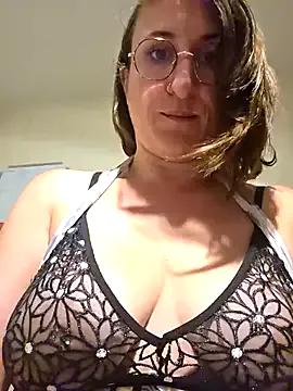 Freechat minierose on StripChat