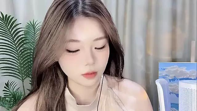 MM-MUMU on StripChat 
