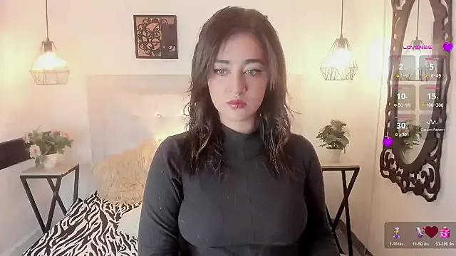 Molly_25 on StripChat 