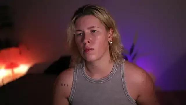 Private moonamii on StripChat