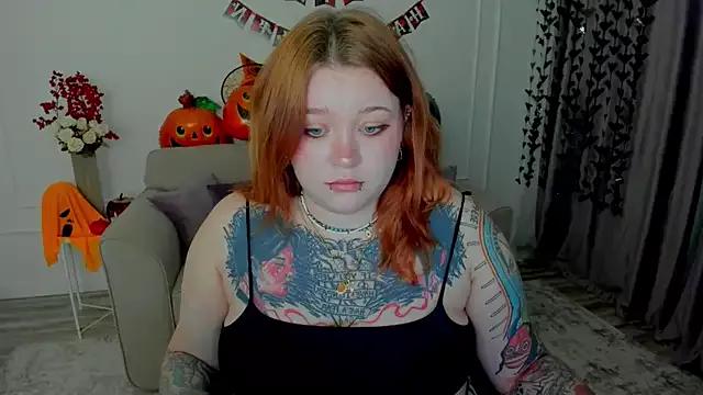 Slutty MoonLghte wants you to fuck her body now MoonLghte from StripChat