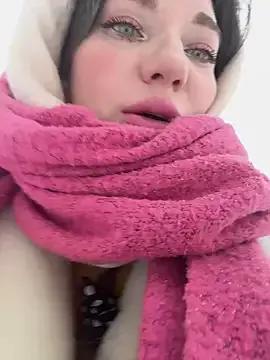MooonReal on StripChat 