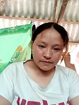 Freechat MuiNay on StripChat