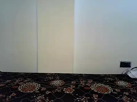 Private MYRA_GIRL21 on StripChat