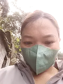 Freechat nat-tri on StripChat