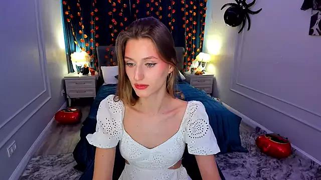 Freechat NaturalBeaty on StripChat