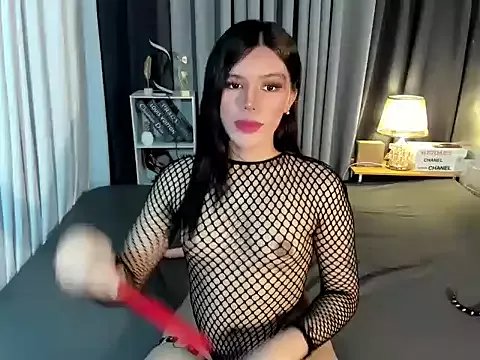 Freechat naughtyandreaxx on StripChat